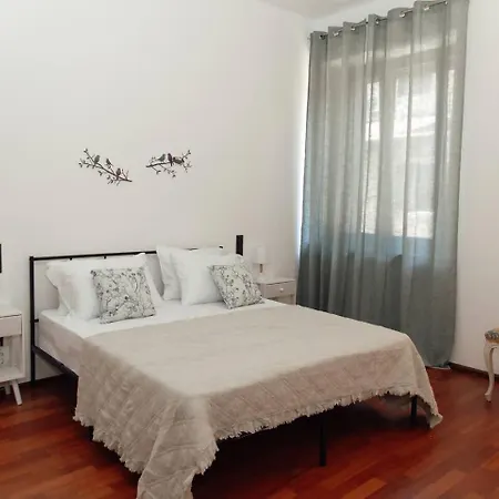 San Tomaso Historic Center -158 M - Terrace - 2 Baths - 8 Guests Appartamento *